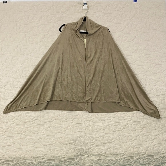 NEW Max Studio Sleeveless Vest Faux Suede - Picture 4 of 8